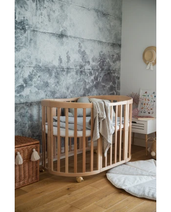 Ovales 7in1 Babybett mit Matratze - Natur | Waldin