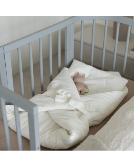 Babyhörnchen 2in1 Decke und Kissen – Ecru Basic | Waldin