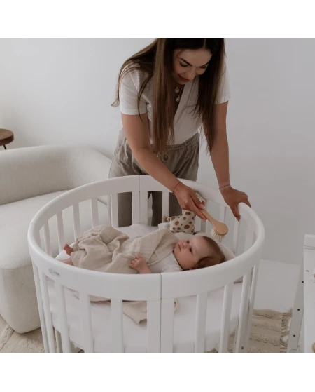 Ovales 7in1 Babybett mit Matratze - Weiß | Waldin®