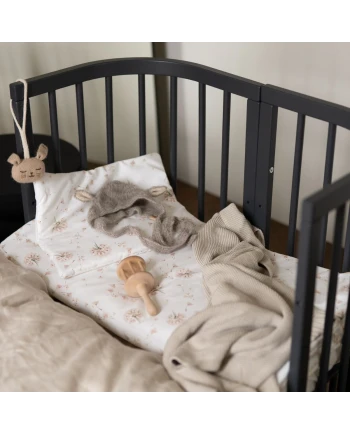 Babyhörnchen 75x75 – 2in1 Decke und Kissen – Pusteblumen | Waldin