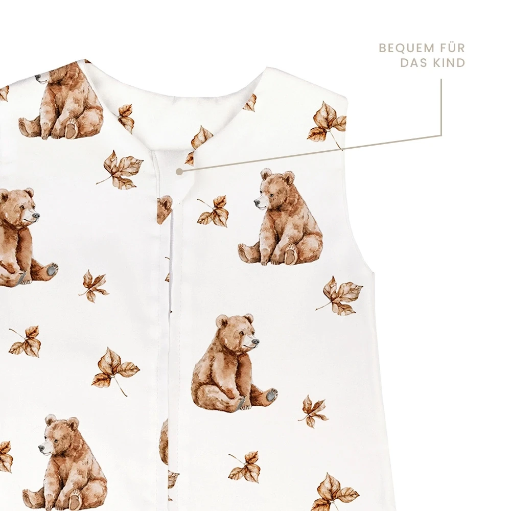 Schlafsack-mit-Beinen-sommerlich-0.5-TOG-Baren-Weiß-1-2-Jahre-Nahaufnahme